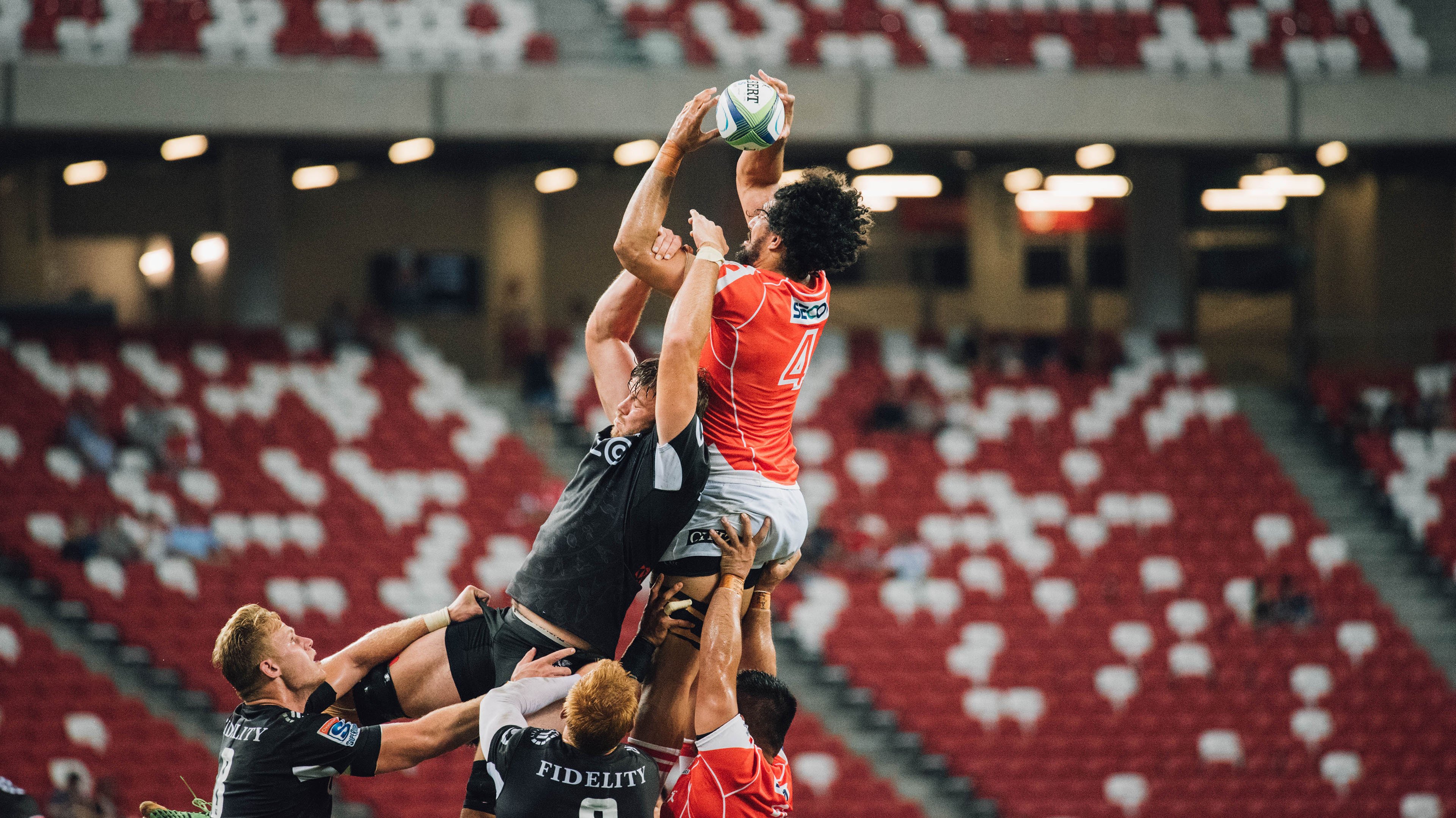 弗拉霍维奇利刃出鞘，加拿大式防守绞杀，一场个人英雄主义与体系铁壁的终极对话